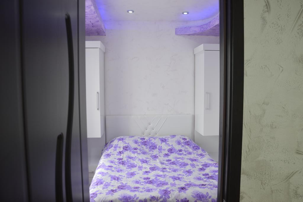 Irakli'S Apartment With Sea View Batumi Rom bilde